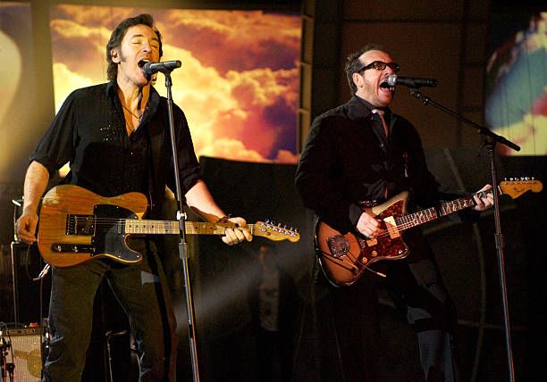 Bruce Springsteen and Elvis Costello - The 45th Annual Grammy Awards (2003)